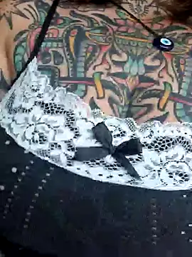 lizzardqueeen online show from October 2, 4:56 pm