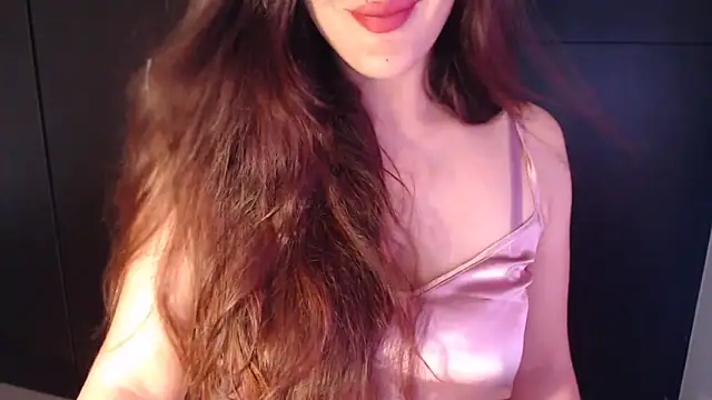 AdharaLujan online show from April 11, 11:03 am