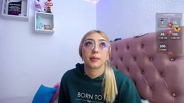 Soffy-brooks online show from November 16, 4:25 am