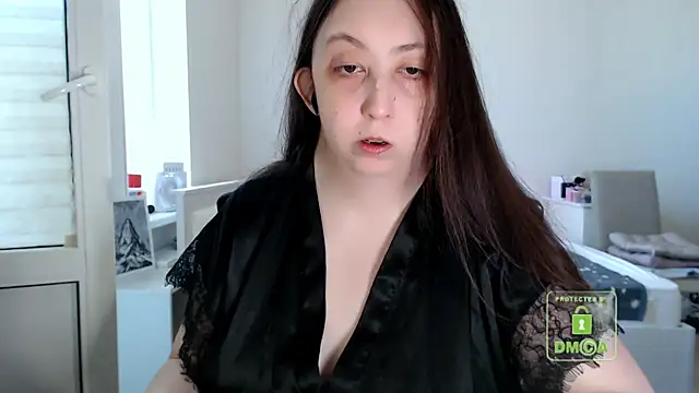 cute and hot online show from June 10, 3:22 pm
