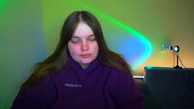 Emaaa ua online show from September 29, 5:01 am