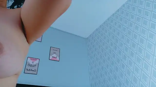 hotlatinateacher online show from April 15, 6:52 pm