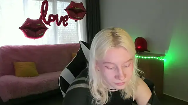 EnigmaSee online show from April 17, 9:22 am