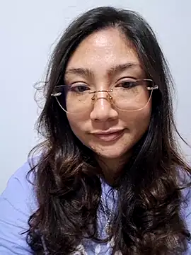 Mia Ruiz online show from November 2, 2:15 am