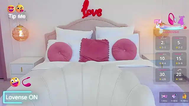 MissLoou online show from February 27, 6:02 am