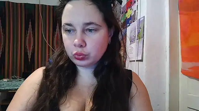 Snapshot of Cora_Maro chatting on October 9, 1:37 pm Cora Maro online show from October 9, 1:37 pm
