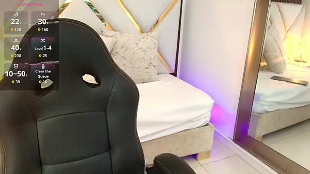 Emelie Ch1 online show from February 26, 2:32 am