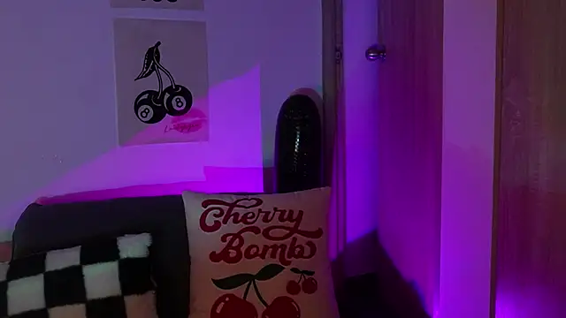 salome-brown online show from November 7, 9:53 pm