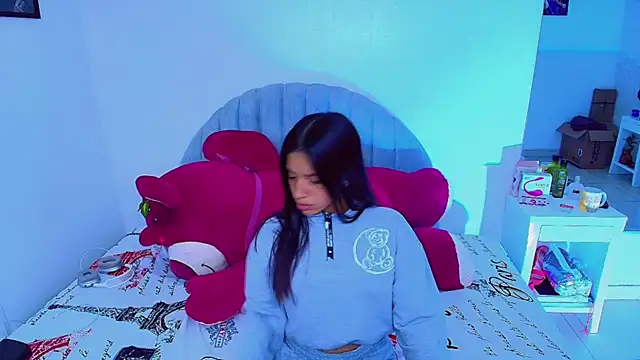 charlotte 0309 online show from December 4, 8:53 pm