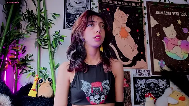 Nyx nayla online show from March 4, 7:42 pm