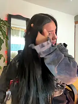 emmily d online show from November 17, 6:41 pm