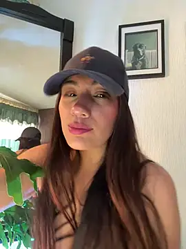 emmily d online show from January 10, 8:35 pm