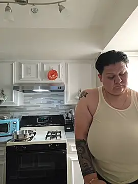 DevilDahm online show from October 24, 11:45 pm