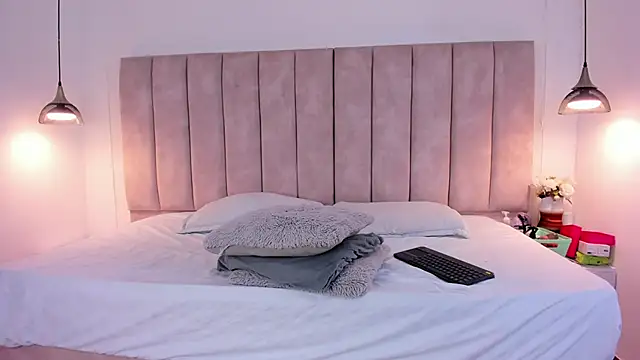 Snapshot of Julieta_Jane chatting on October 15, 3:53 am Julieta Jane online show from October 15, 3:53 am