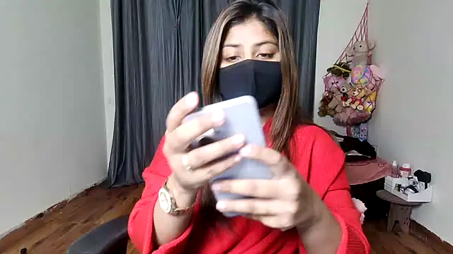 Hoty-Shivangi online show from February 14, 5:37 pm