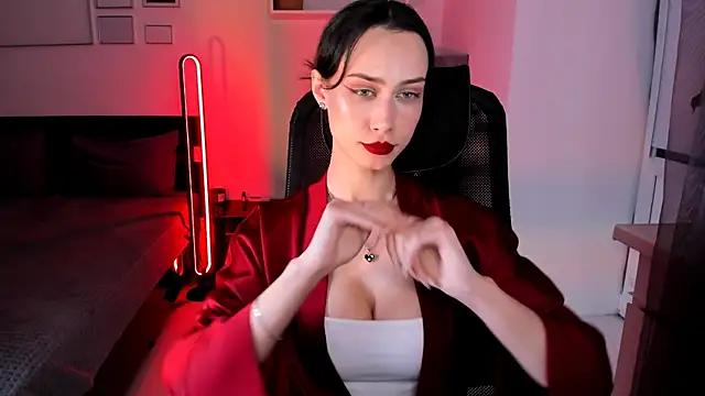 unaericaabistrong online show from April 15, 7:36 pm