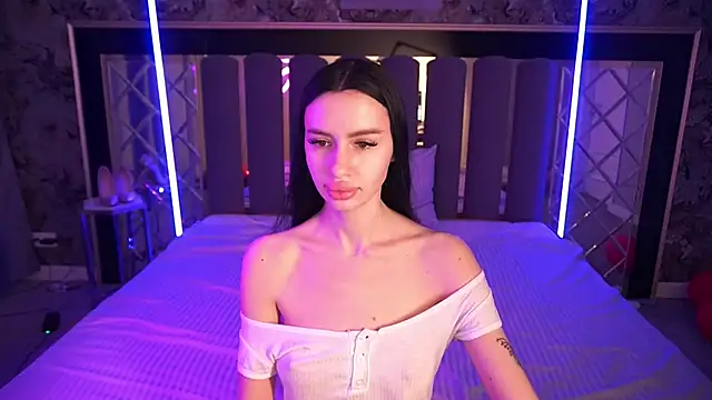 Snow WhiteeeX online show from March 10, 6:50 am