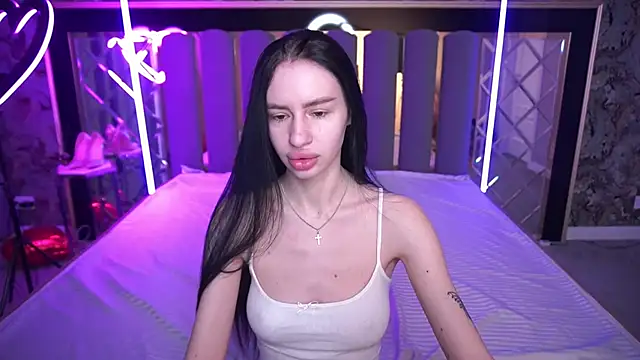 Snow WhiteeeX online show from April 7, 5:42 am