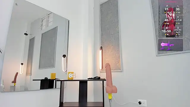 lannarusso  online show from December 14, 8:20 am