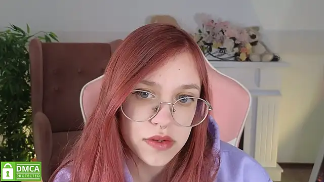 LayriantaVee online show from May 1, 6:27 am
