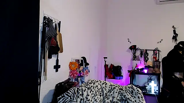 Ryder D Bauchery online show from February 2, 1:48 am