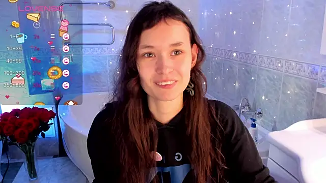 Snapshot of Emily_Strikeee chatting on September 24, 10:14 am Emily Strikeee online show from September 24, 10:14 am