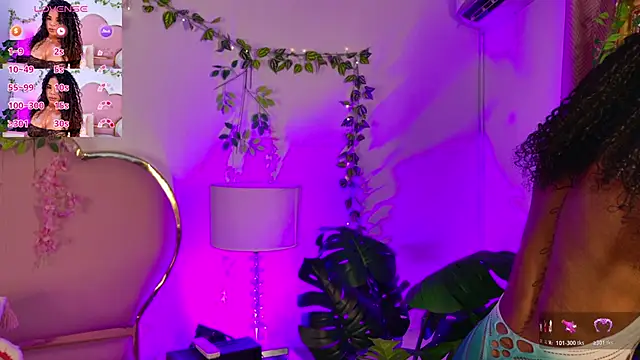 NahiaraReina online show from April 8, 1:46 pm