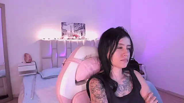 yenny garcia online show from June 12, 7:22 pm