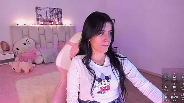 yenny garcia online show from June 8, 6:19 pm