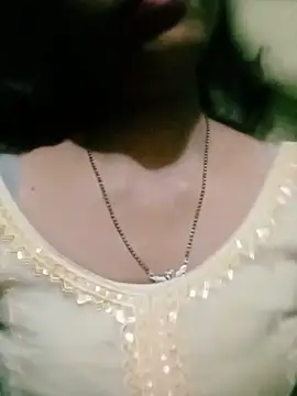 Hot-mallika online show from May 30, 6:33 am