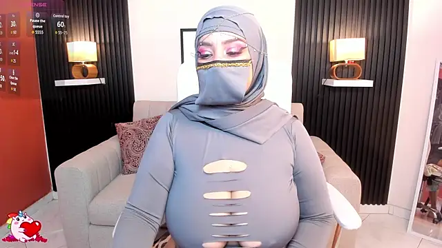 Snapshot of hana_falak chatting on October 10, 2:33 pm hana falak online show from October 10, 2:33 pm