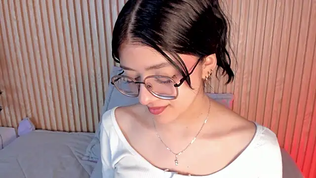 lana dol online show from November 28, 5:05 pm