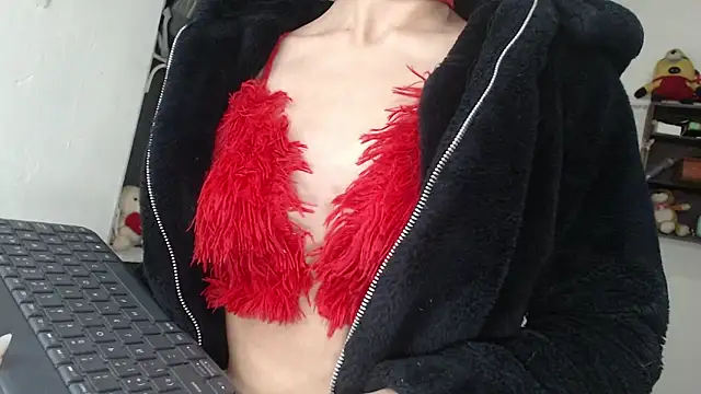 skinny sweet2411 online show from September 10, 11:38 pm