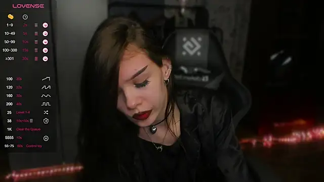 Snapshot of SweetyDeviliya chatting on October 16, 6:27 am SweetyDeviliya online show from October 16, 6:27 am