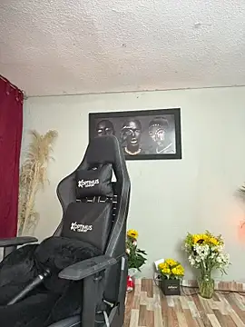 kim zaratte online show from March 16, 3:42 am