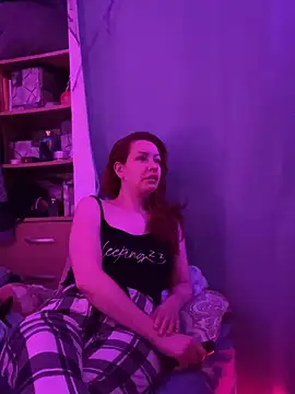 Nina-Chick777 online show from November 2, 5:44 am