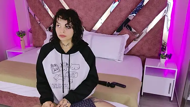 KatherineGomez online show from February 11, 2:47 am