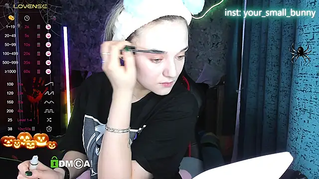 Your small bunny online show from November 2, 3:21 am