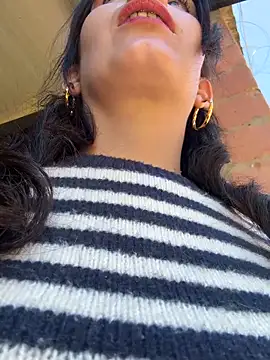 Alysson-- online show from February 27, 2:50 pm