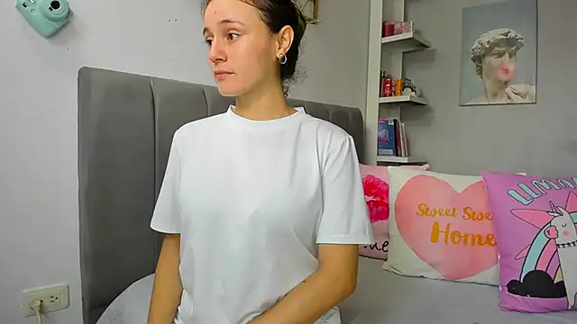 naughtyloverss online show from June 11, 3:42 pm