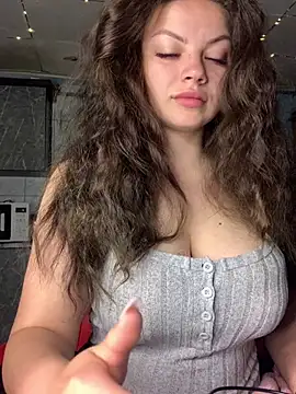 Sweeeeet Candy online show from March 28, 3:28 am