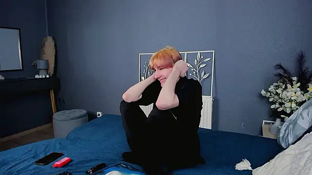 AndrewwCarter2 online show from January 16, 7:32 pm