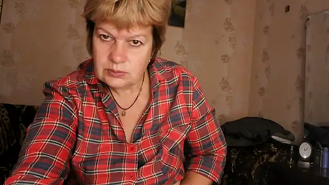 Ettie Tonia online show from October 27, 9:05 am