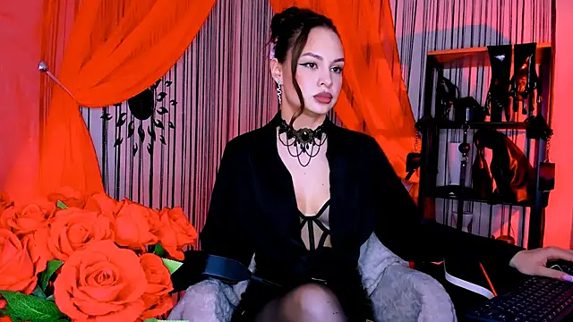 JaneWyatt online show from February 9, 12:40 pm