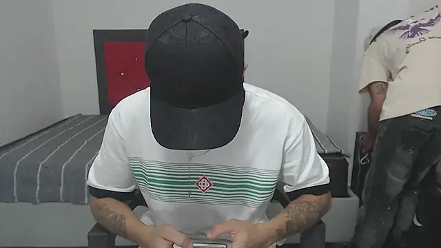 logannth online show from January 14, 1:43 am