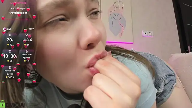 Genne Tierney online show from February 3, 1:05 am