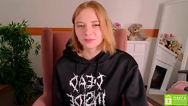 MirraBellanta online show from November 2, 1:31 am