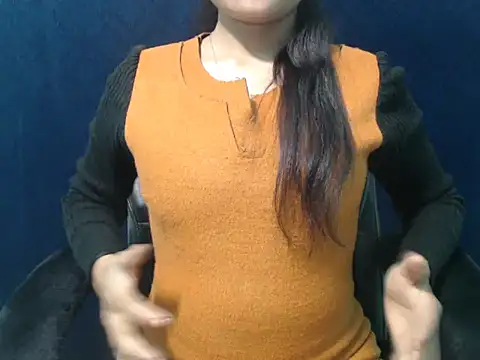 Yashi online show from January 13, 4:00 pm