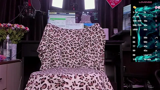 Raissa sky26 online show from March 13, 3:41 am