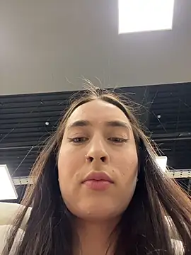 Holly Play online show from March 2, 12:23 pm